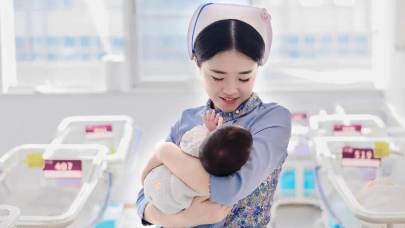 小标题：关注资质，安全是首位